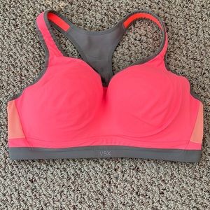 Victoria’s Secret Incredible Sports Bra 38D